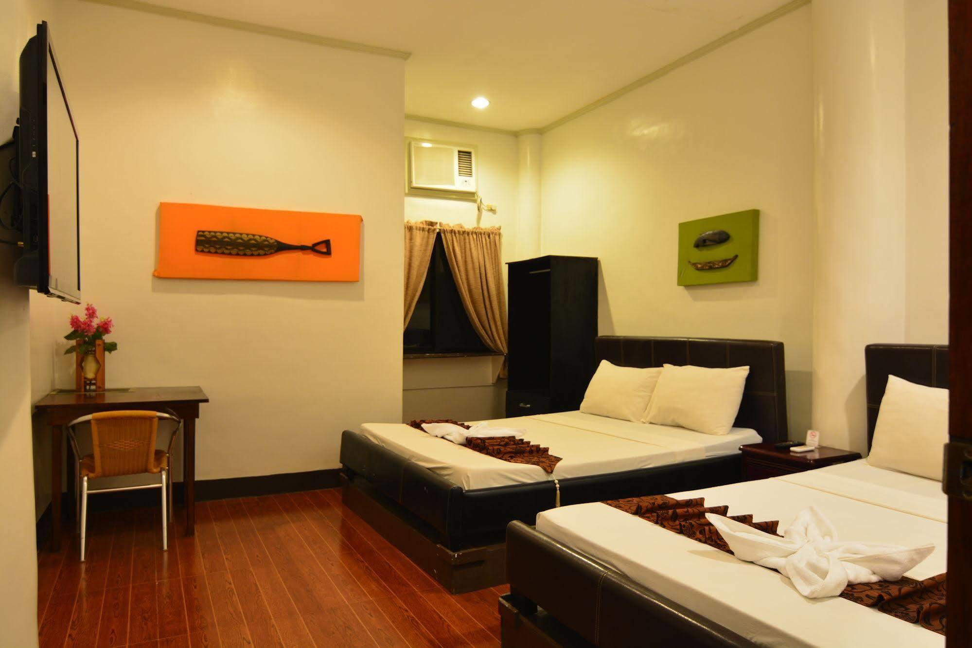 Kawayanan Heights Inn 科隆 外观 照片